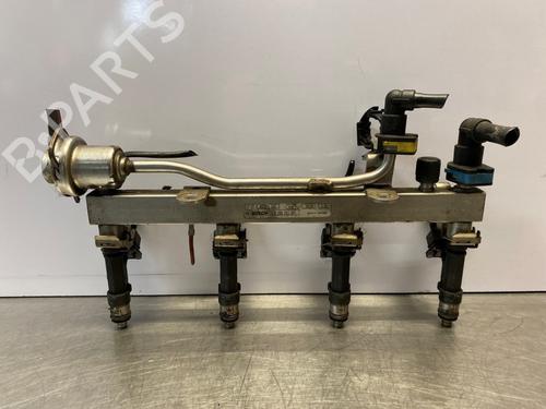 Used Injection rail OPEL ASTRA J (P10) 1.4 Turbo (68) (140 hp) 32660114
