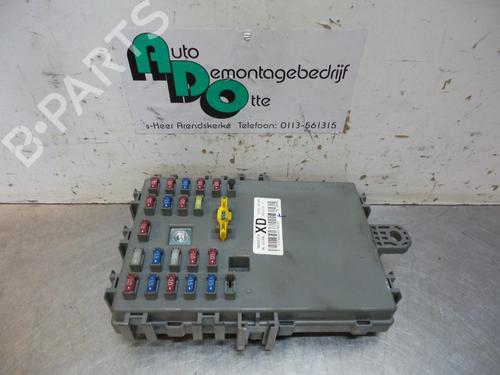 Used Fuse box Fuse box 19603214 19603214