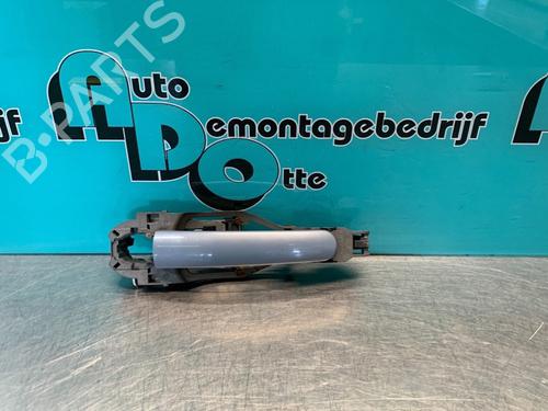 Used Front left exterior door handle SEAT LEON (1P1) 2.0 TDI (170 hp) 19624475