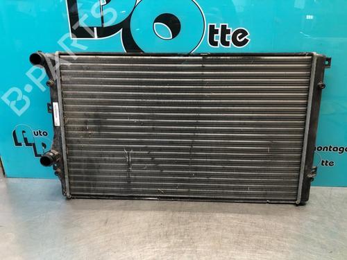 Used Water radiator SEAT LEON (1P1) 1.4 TSI (125 hp) 28297621