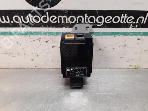 Used Electronic module Electronic module VW GOLF V (1K1) 1.6 FSI (115 hp) 19614007 19614007