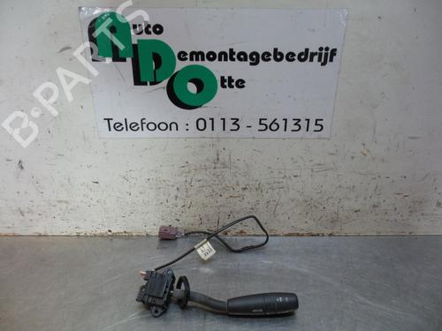 Used Steering wheel controls Steering wheel controls 19597703 19597703