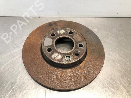 Andre VOLVO V40 Hatchback (525) D2 (114 hp) 30052146