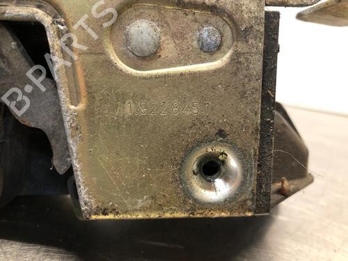 Front left lock BMW 3 (E30) 316 i | BP29965508C98
