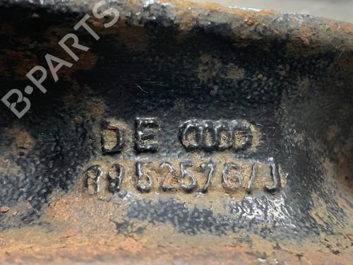 Right front steering knuckle AUDI 80 B4 Saloon (8C2) 2.0 | BP19597720M26 