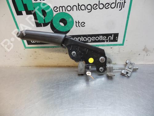 Used Hand brake LANCIA MUSA (350_) 1.4 (350.AXA11, 350.AXA1A) (95 hp) 19611938