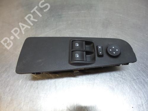 Used Switch FIAT PUNTO EVO (199_) 1.4 (199AXB1A) (77 hp) 19611652