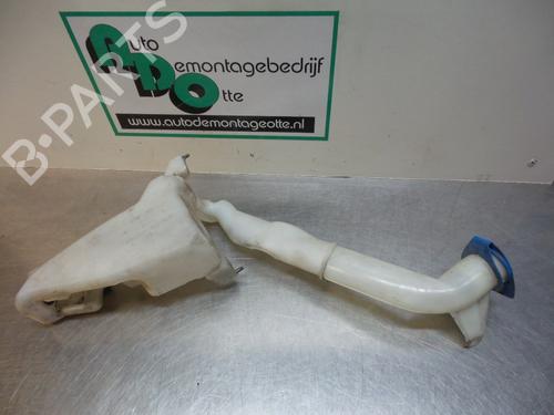 Used Windscreen washer tank VW POLO (9N_, 9A_) 1.2 12V (64 hp) 19605732