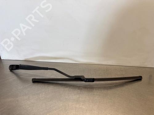 Used Front windshield wiper arm VOLVO V40 Hatchback (525) D2 (114 hp) 28807380