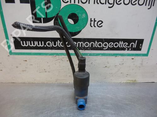 Used Washer pump RENAULT TWINGO II (CN0_) 1.2 (CN0D) (58 hp) 19611910