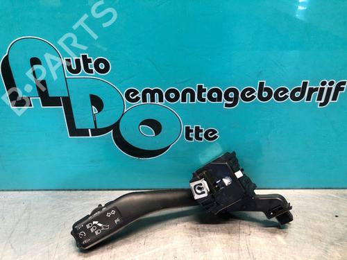 Used Steering column stalk SEAT LEON (1P1) 1.4 TSI (125 hp) 28297591