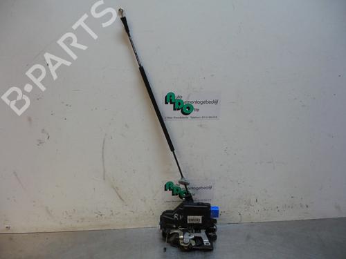 Used Front right lock VW CADDY III Box Body/MPV (2KA, 2KH, 2CA, 2CH) 2.0 SDI (70 hp) 19600660