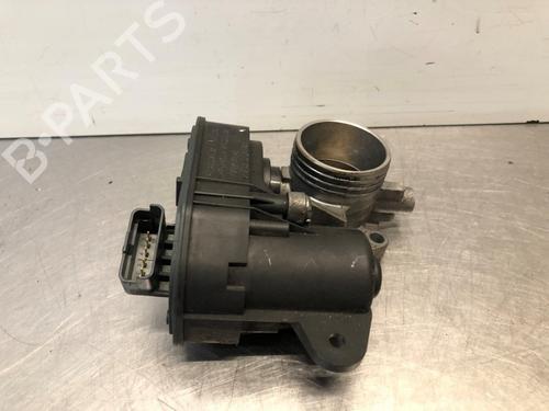Used Throttle body PEUGEOT 208 I (CA_, CC_) 1.2 VTI 82 (82 hp) 30052119