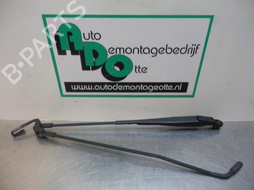 Used Front windshield wiper arm CITROËN C1 (PM_, PN_) 1.0 (68 hp) 19605932
