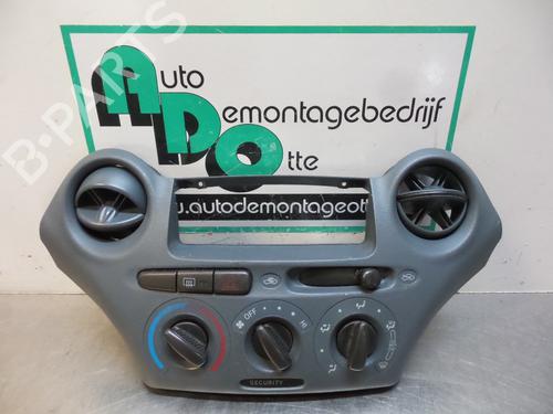 Used Climate control TOYOTA YARIS (_P1_) 1.0 (SCP10_, SCP10R) (68 hp) 19610474