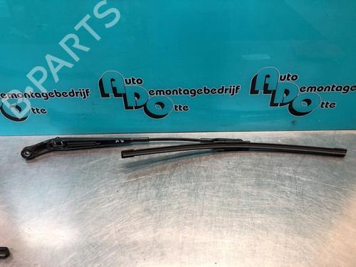Used Front windshield wiper arm OPEL ZAFIRA / ZAFIRA FAMILY B (A05) 2.2 (M75) (150 hp) 28298786