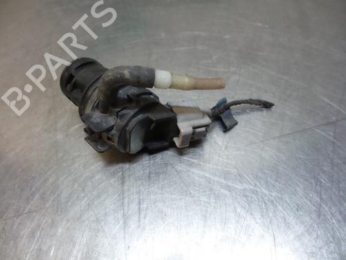 Used Washer pump MAZDA 6 Station Wagon (GY) 2.0 DI (GY19) (121 hp) 19612268