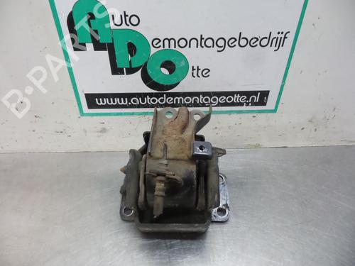 Used Gearbox mount KIA SPORTAGE II (JE_, KM_) 2.0 CRDi (140 hp) 19613010