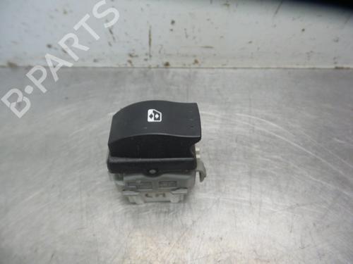 Used Switch RENAULT MEGANE II Estate (KM0/1_) 1.5 dCi (KM02, KM13) (101 hp) 19593531