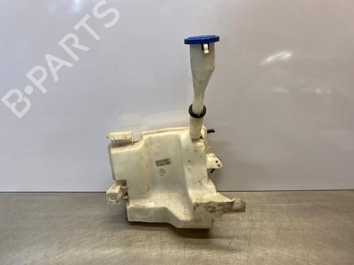 Used Windscreen washer tank FORD FOCUS III Estate Van 1.0 EcoBoost (125 hp) 31302835