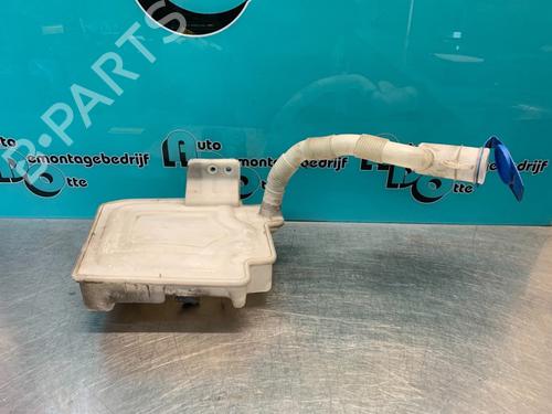 Windscreen washer tank SEAT LEON (1P1) 2.0 TDI | BP19624439C113 
