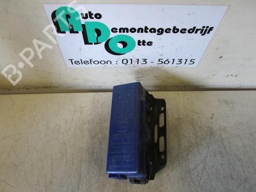 Used Fuse box Fuse box 19587298 19587298