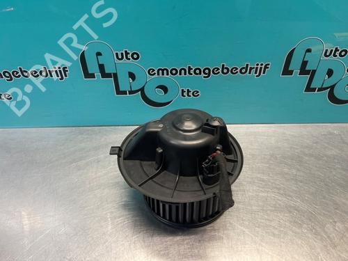 Ventilator motor VW CADDY III Box Body/MPV (2KA, 2KH, 2CA, 2CH) 2.0 SDI (70 hp) 28297968