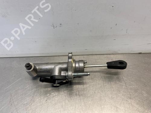 Used Clutch slave cylinder HYUNDAI i20 I (PB, PBT) 1.2 (78 hp) 29158950
