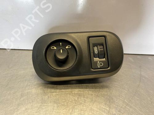 Used Headlight switch Headlight switch 37516442 37516442