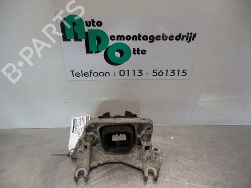 Used Engine mount Engine mount 19590082 19590082