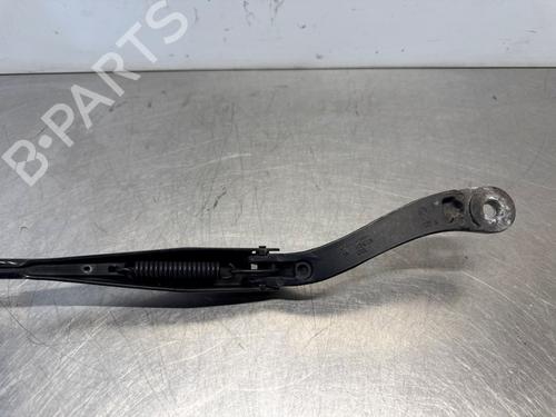 Front windshield wiper arm MERCEDES-BENZ C-CLASS (W204) C 200 Kompressor (204.041) | BP29056539C143 
