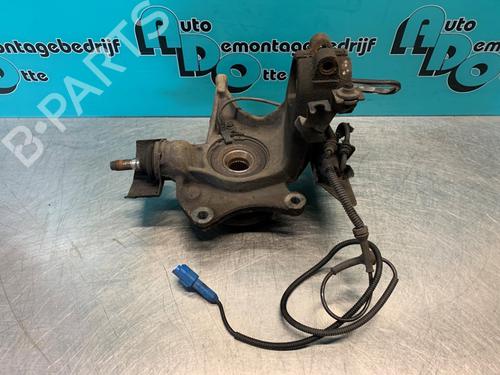Used Left front steering knuckle CITROËN C5 II (RC_) 1.8 16V (125 hp) 19627067