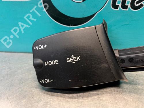 Steering wheel controls FORD FOCUS II Turnier (DA_, FFS, DS) 1.6 Ti | BP19626806E15 