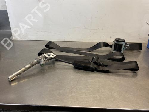 Sikkerhedssele foran venstre OPEL CORSA D (S07) 1.2 (L08, L68) (80 hp) 31040375