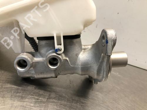 Brake master cylinder PEUGEOT 208 I (CA_, CC_) 1.2 VTI 82 | BP29965610M77 