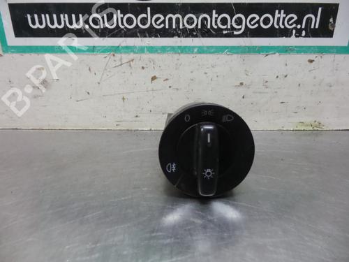 Used Headlight switch VW CADDY III Box Body/MPV (2KA, 2KH, 2CA, 2CH) 1.9 TDI (105 hp) 19613091