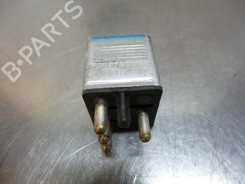Used Electronic sensor MERCEDES-BENZ 190 (W201) 2.0 (201.023) (105 hp) 19585527