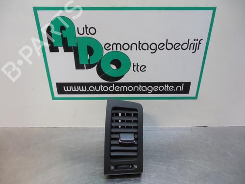 Used Air vent TOYOTA COROLLA Verso (_E12_) 2.0 D-4D (CDE120_, CDE120R) (90 hp) 19605355