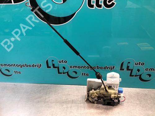 Venstre fortil lås VW POLO (9N_, 9A_) 1.4 16V (80 hp) 28297513