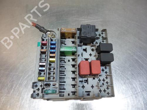 Used Fuse box FIAT PANDA (169_) 1.1 (169.AXA1A) (54 hp) 19611337