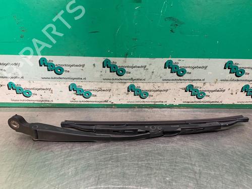 Used Rear windshield wiper arm VW POLO IV (9N_, 9A_) 1.2 12V (64 hp) 19621112