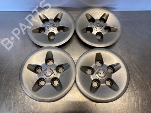 Used Hub cap Hub cap OPEL COMBO Box Body/MPV (X12) 1.3 CDTI (B05) (90 hp) 40050393 40050393