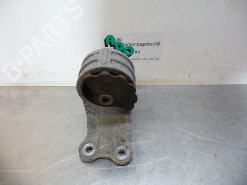 Engine mount MITSUBISHI GRANDIS (NA_W) 2.4 MIVEC (NA4W) | BP19598397M89 