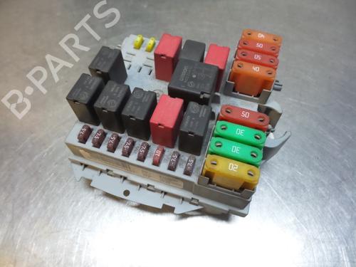 Used Fuse box FIAT PUNTO EVO (199_) 1.4 (199AXB1A) (77 hp) 19611684