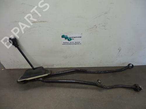Used Gear lever NISSAN PRIMERA (P12) 1.8 (115 hp) 19601557