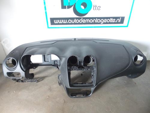 Used Dashboard Dashboard 19605087 19605087