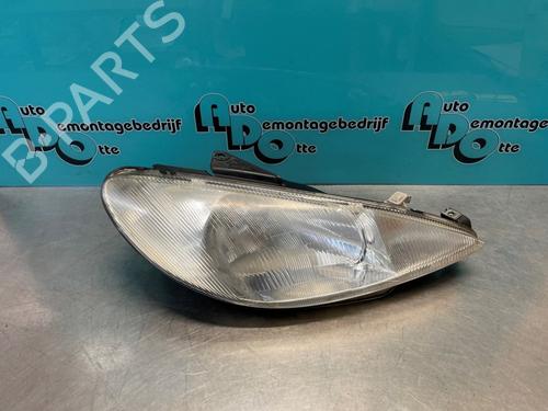 Used Right headlight PEUGEOT 206 Hatchback (2A/C) 1.4 i (75 hp) 28297638