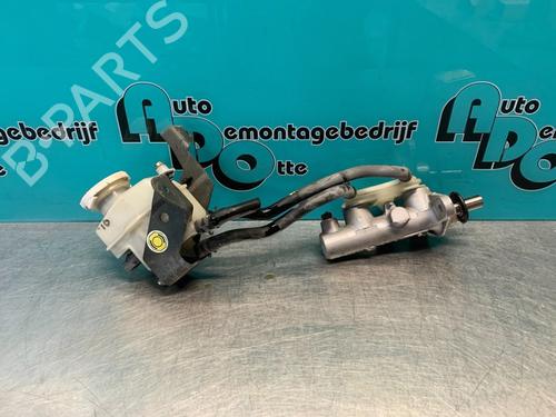 Brake master cylinder MITSUBISHI GRANDIS (NA_W) 2.4 MIVEC (NA4W) | BP19625618M77 