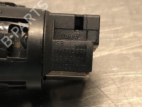 Other PEUGEOT 208 I (CA_, CC_) 1.2 VTI 82 | BP29965543O1