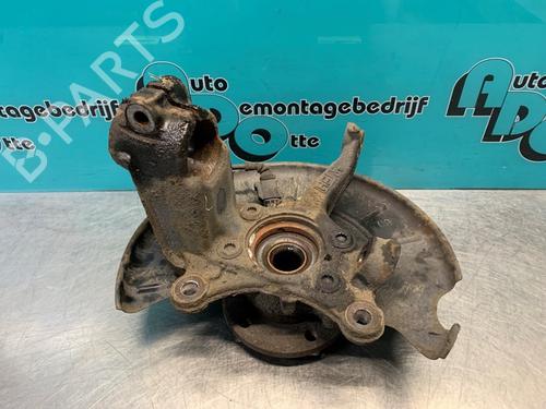 Used Right front steering knuckle VW GOLF VI (5K1) 1.4 TSI (122 hp) 19627274